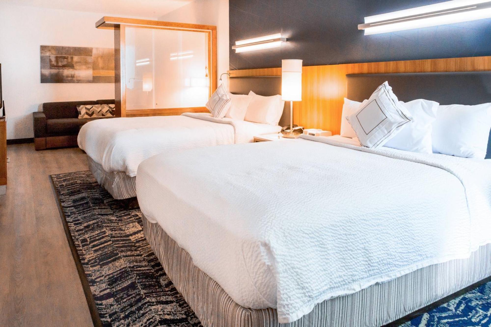 Springhill Suites By Marriott Houston Бейтаун Экстерьер фото